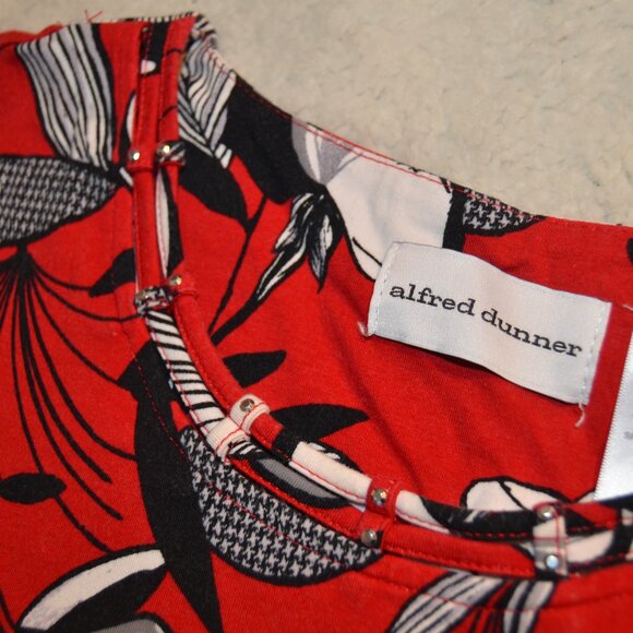 Alfred Dunner Red black white Floral Patterned blouse size L - Picture 3 of 13